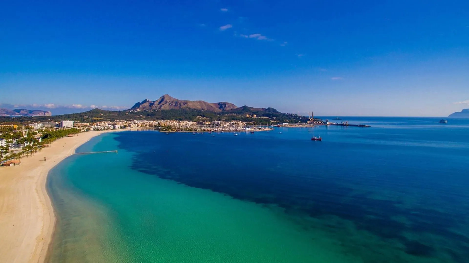 Holiday Home In Puerto De Alcudia 스페인